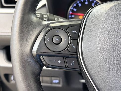 Used 2019 Toyota RAV4 XLE Premium FWD image 45