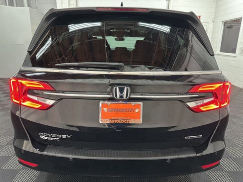 Used 2024 Honda Odyssey Touring image 8