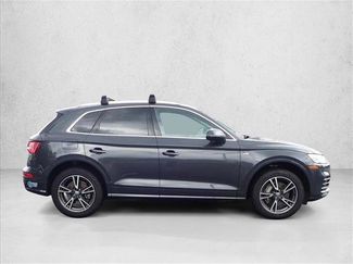Used 2020 Audi Q5 e Premium w/ Convenience Package AWD/4WD video 4