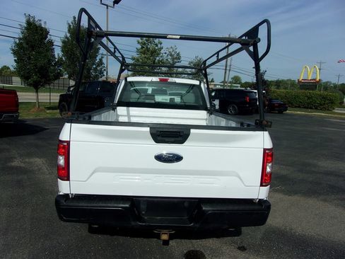 Used 2018 Ford F150 XL w/ Equipment Group 101A Mid RWD image 4