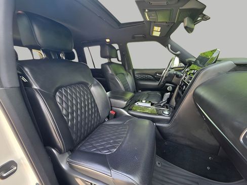 Used 2023 INFINITI QX80 Sensory w/ All-Season Package AWD/4WD image 15