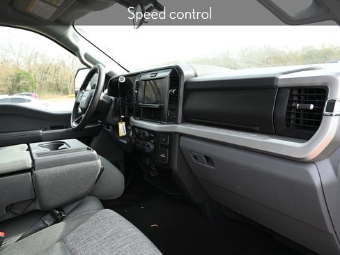 Used 2025 Ford F250 XLT image 25
