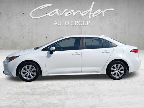 Used 2024 Toyota Corolla LE FWD image 13