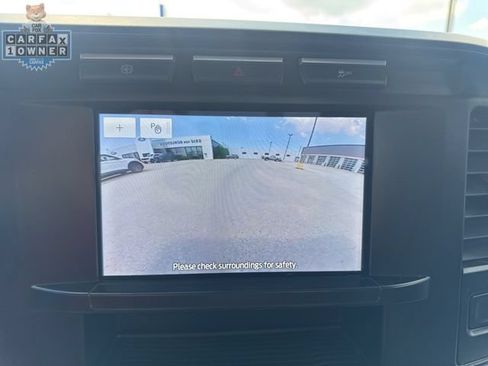 Used 2023 Ford F550 4x4 Regular Cab Super Duty w/ XLT Value Package image 37
