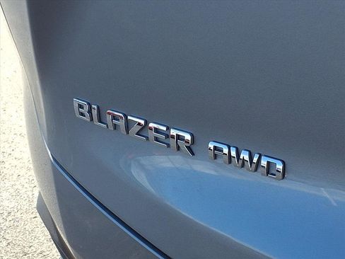 Used 2025 Chevrolet Blazer LT image 33