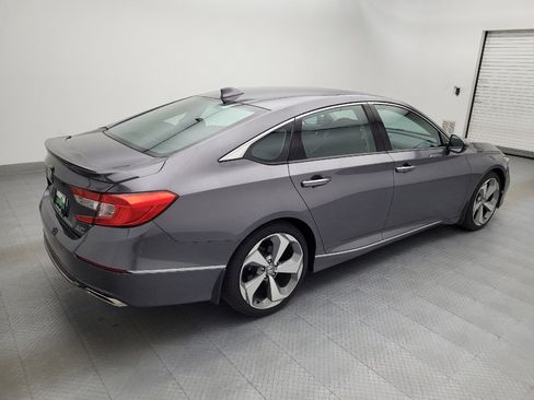 Used 2018 Honda Accord Touring image 10