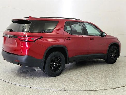 Used 2023 Chevrolet Traverse LT w/ Midnight/Sport Edition AWD/4WD image 7