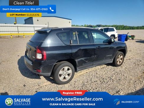 Used 2016 Jeep Compass Latitude FWD image 4