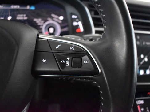 Used 2020 Audi Q8 Premium Plus AWD/4WD image 23