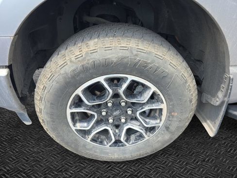 Used 2022 Ford F150 XLT w/ Equipment Group 302A High AWD/4WD image 11
