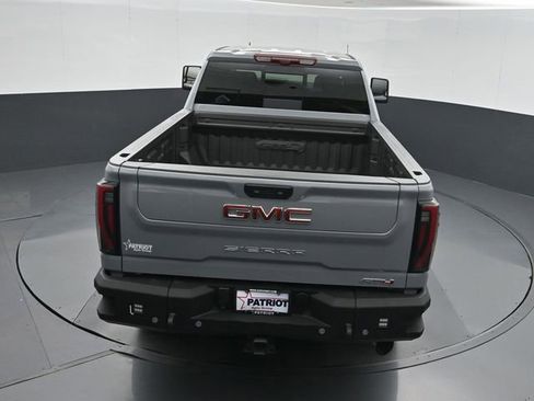 Used 2024 GMC Sierra 2500 AT4 w/ AT4 Premium Plus Package AWD/4WD image 32