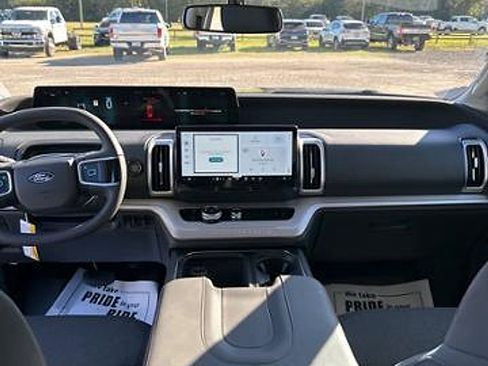 New 2025 Ford Expedition Max Active image 31