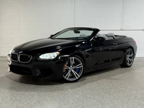 Used 2014 BMW M6 Convertible RWD image 2