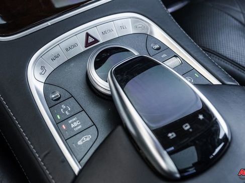 Used 2016 Mercedes-Benz Maybach S 600 image 21