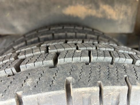 Used 2000 Ford E-350 and Econoline 350 Super Duty RWD image 14