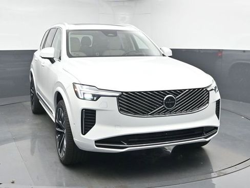 New 2026 Volvo XC90 B6 Ultra w/ Protection Package image 2