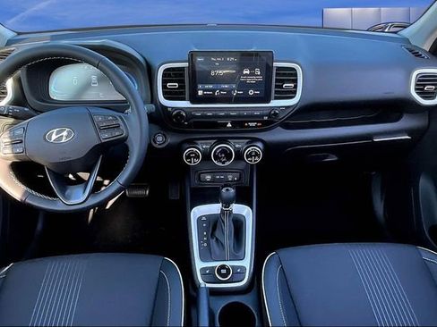New 2026 Hyundai Venue SEL image 5