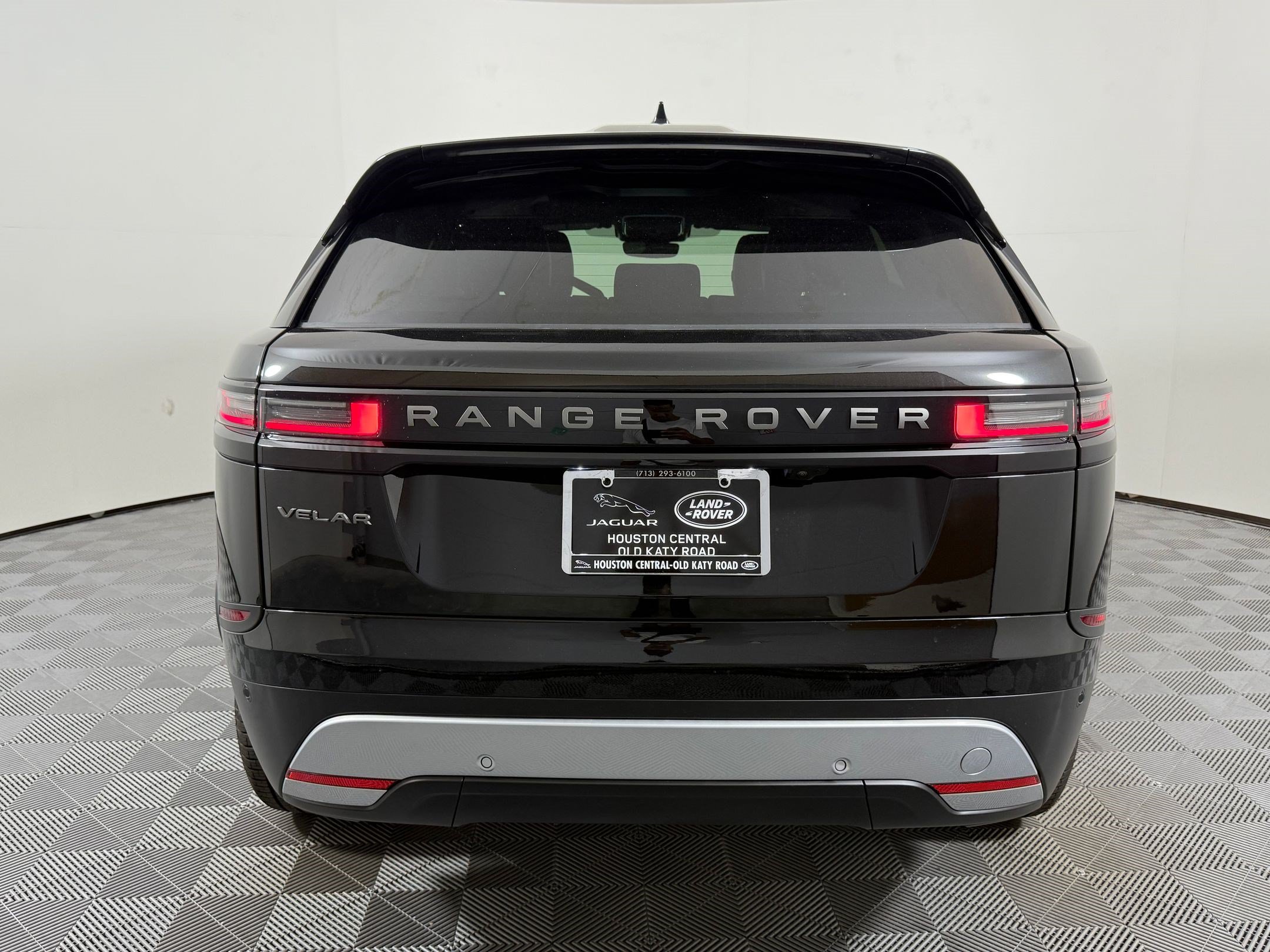 New 2026 Land Rover Range Rover Velar S AWD/4WD image 10