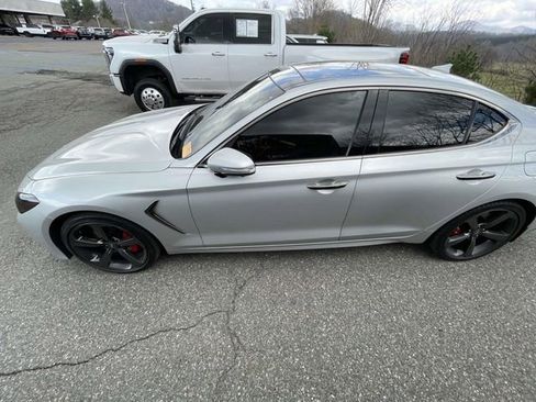 Used 2019 Genesis G70 3.3T Advanced w/ Sport Package image 4