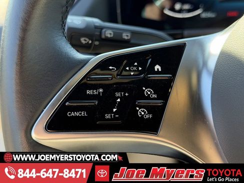 Used 2025 Mercedes-Benz GLA 250 4MATIC image 24