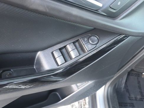 Used 2025 Chevrolet Equinox LT w/ Convenience Package II image 20