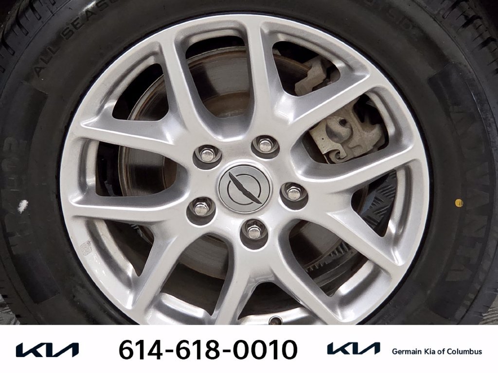 Used 2023 Chrysler Pacifica Touring-L FWD image 12