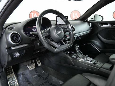 Used 2018 Audi A3 e-tron Premium Plus w/ Technology Package image 16