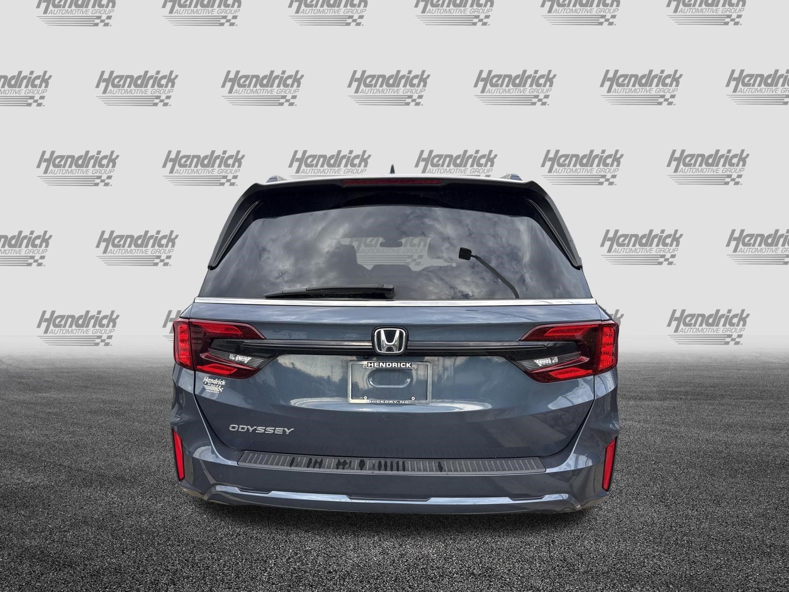 Used 2025 Honda Odyssey EX-L image 9