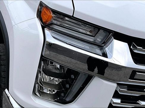 Used 2021 Chevrolet Silverado 3500 LTZ w/ LTZ Texas Edition image 31