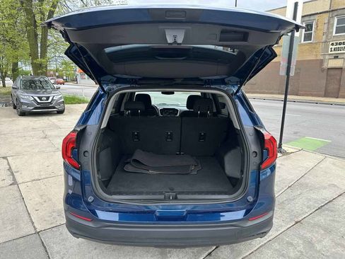 Used 2019 GMC Terrain SLE w/ Driver Convenience Package FWD image 37