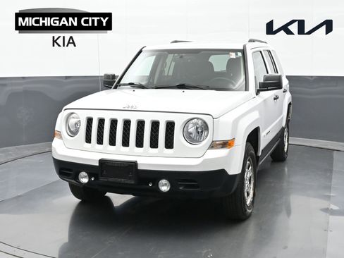 Used 2016 Jeep Patriot Sport AWD/4WD image 1