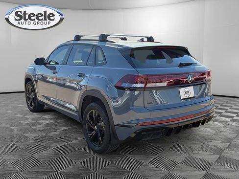 New 2026 Volkswagen Atlas Cross Sport SEL R-Line image 3