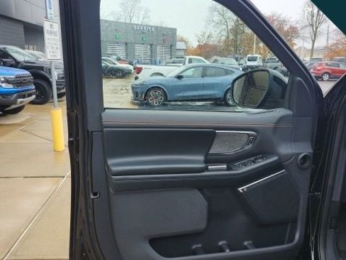 New 2025 Ford Expedition Tremor image 39