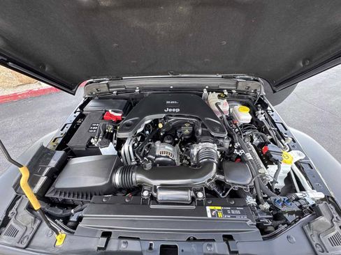 Used 2020 Jeep Wrangler Unlimited Sport image 24