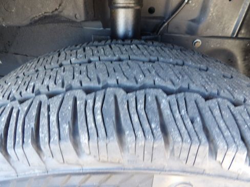 Used 2024 Ford Transit 250 148 Medium Roof w/ Load Area Protection Package image 51