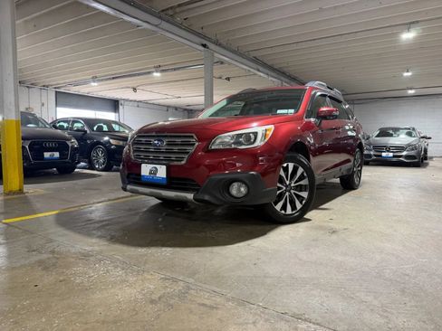 Used 2017 Subaru Outback 2.5i Limited AWD/4WD image 1