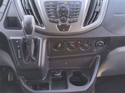 Certified 2018 Ford Transit 250 148 Low Roof image 19