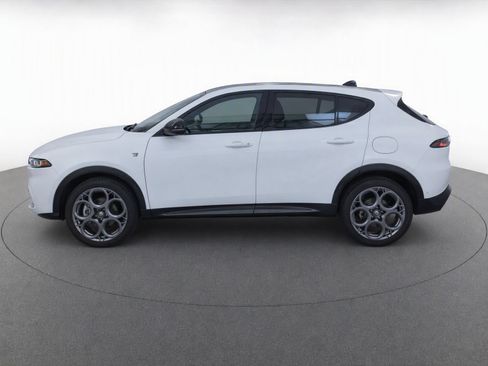 Used 2024 Alfa Romeo Tonale Ti AWD/4WD image 3