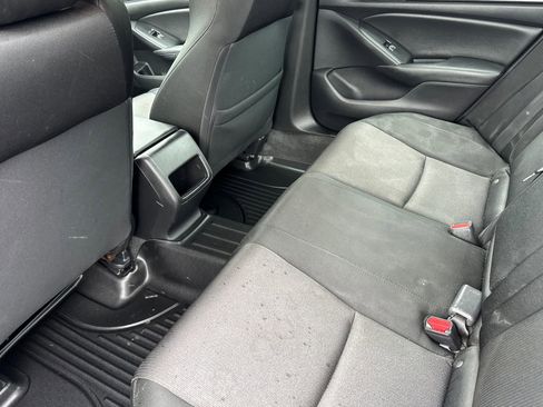 Used 2021 Honda Accord Hybrid image 12