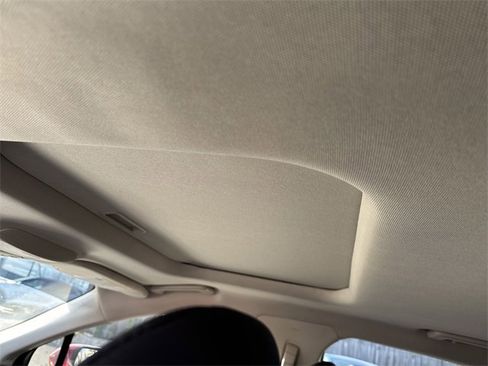 Used 2019 Ford Fusion SE image 14