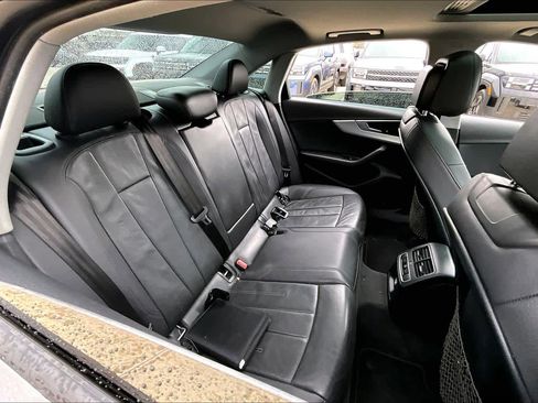 Used 2017 Audi A4 2.0T Premium image 16