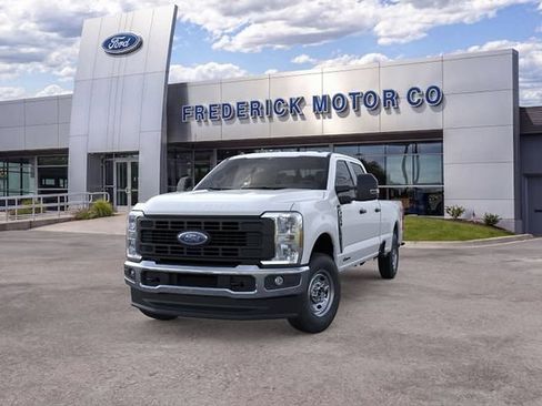 New 2026 Ford F250 XL w/ XL Chrome Package AWD/4WD image 2