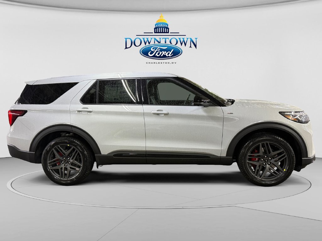 New 2027 Ford Explorer ST-Line AWD/4WD image 2