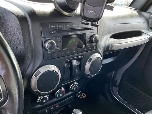 Used 2017 Jeep Wrangler Sport w/ Quick Order Package 24S image 27