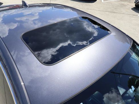 Used 2018 Honda Accord EX-L image 28