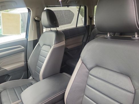 Used 2023 Volkswagen Atlas SEL Premium AWD/4WD image 19