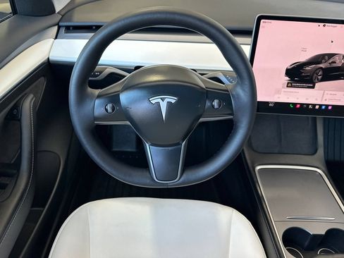 Used 2023 Tesla Model 3 Standard Range RWD image 14
