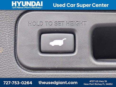 Used 2024 Honda Pilot EX-L image 13