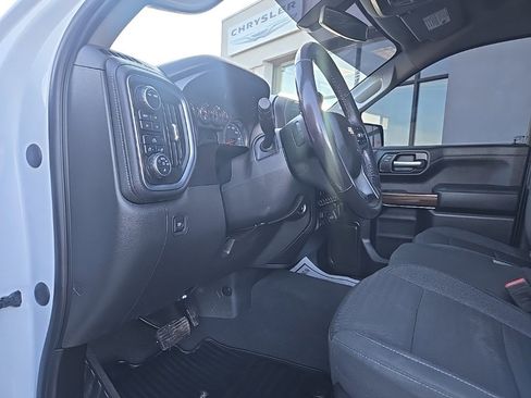 Used 2021 Chevrolet Silverado 1500 LT w/ Z71 Off-Road Package image 41