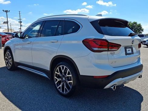 Used 2021 BMW X1 sDrive28i w/ Premium Package FWD image 4